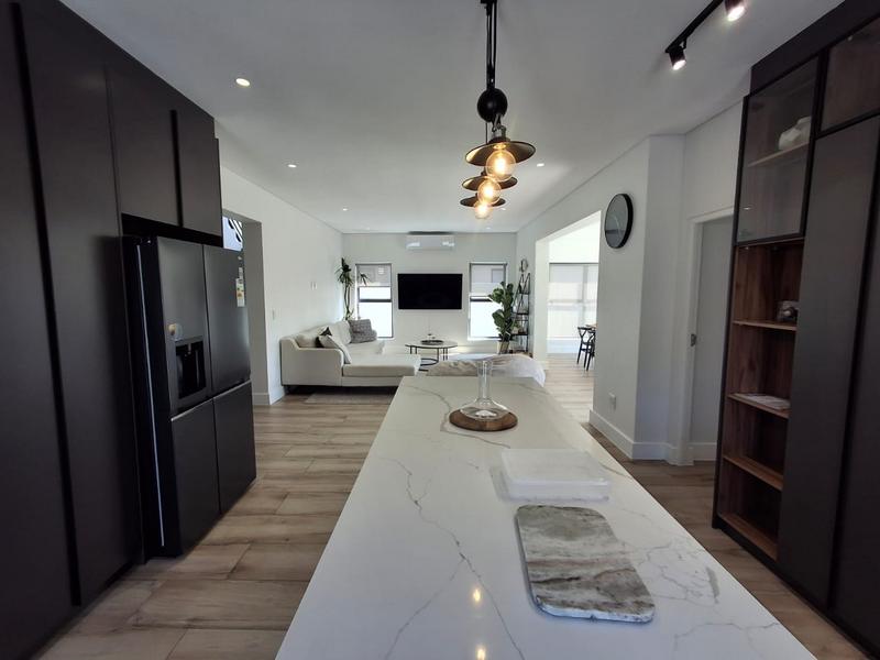 To Let 4 Bedroom Property for Rent in Aan de Wijnlanden Western Cape